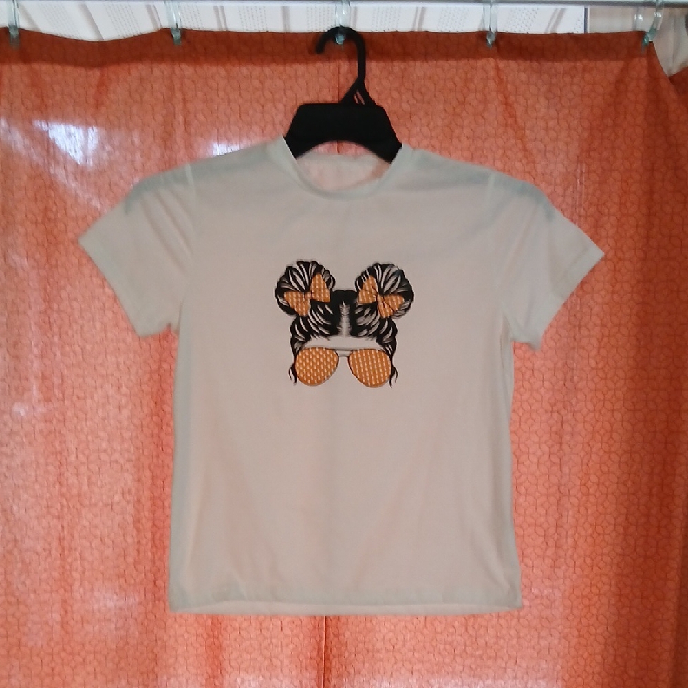 Girl's Graphic Tee with Stylish Hair and Sunglasses SZ L